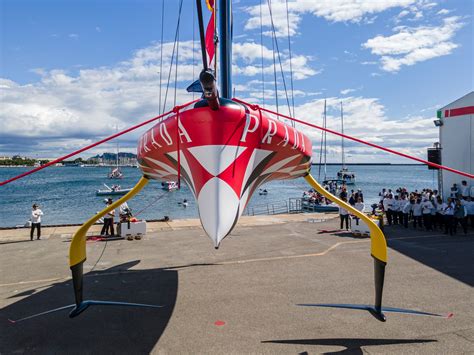 prada linea rossa america's cup|rossa prada pirelli team.